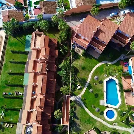 Coastal Apartment-sleeps 5 Pool Garden Acon Freep 公寓 埃斯特波纳
